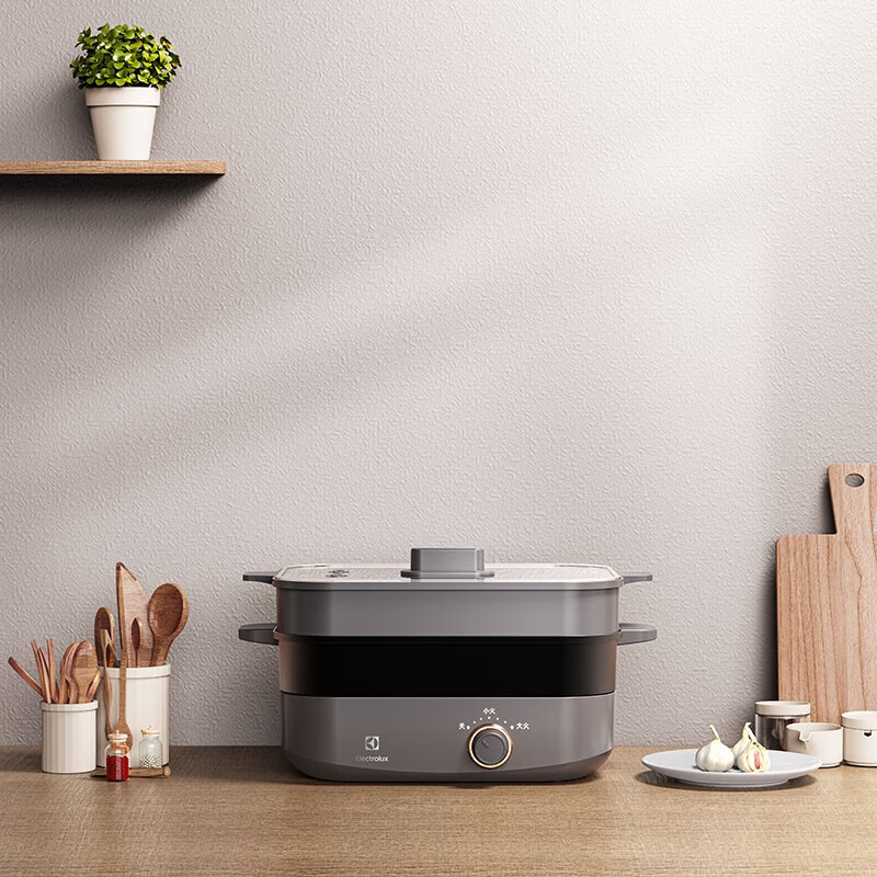 伊萊克斯多功能料理鍋1350WEGHP-6120