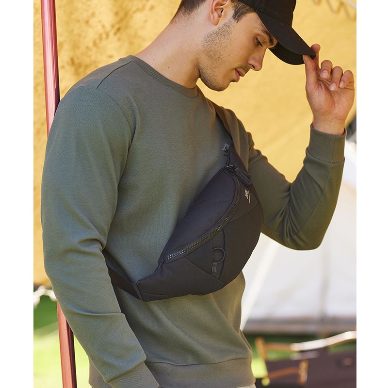 Jeep吉普戶外防水單肩包