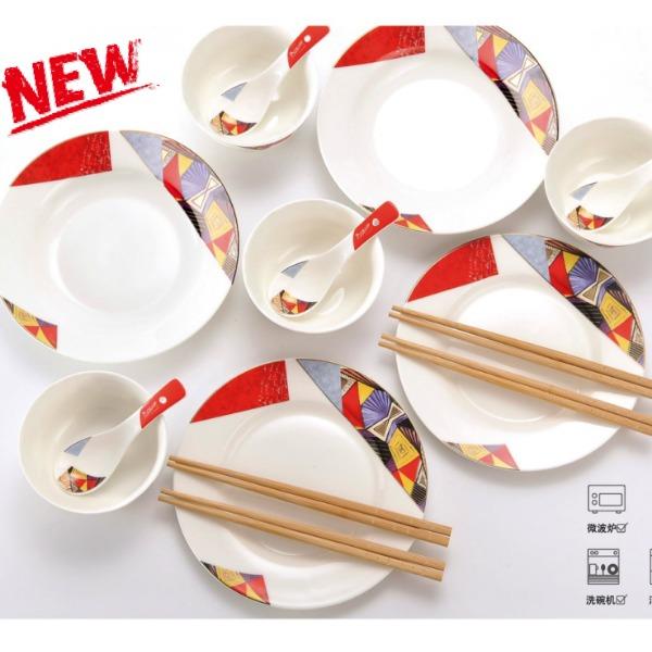 毕加索《Dora》中餐具16头A