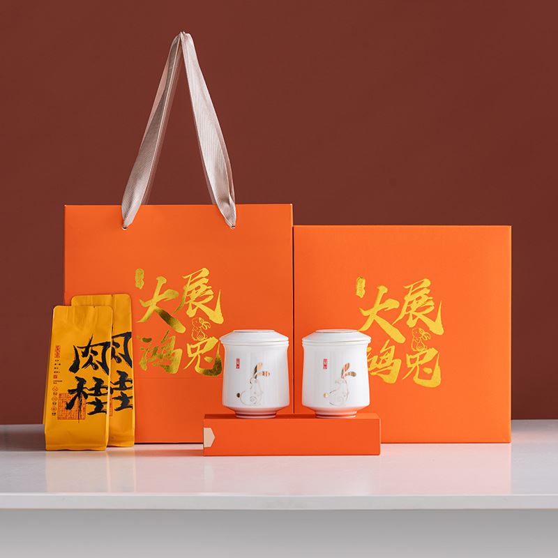 闽匠陶瓷羊脂玉瓷·大展鸿兔茶杯礼装