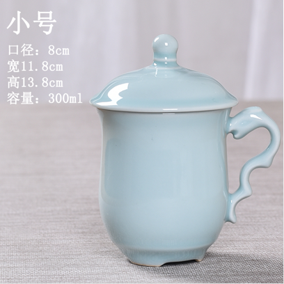 青瓷三足龙杯小号