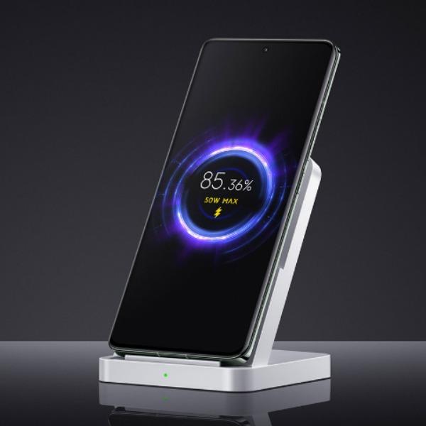 小米50W立式風冷無線充Pro