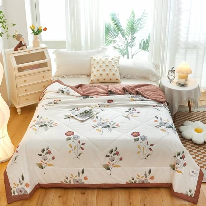 吉眠优品全棉印花夏被-静听花海