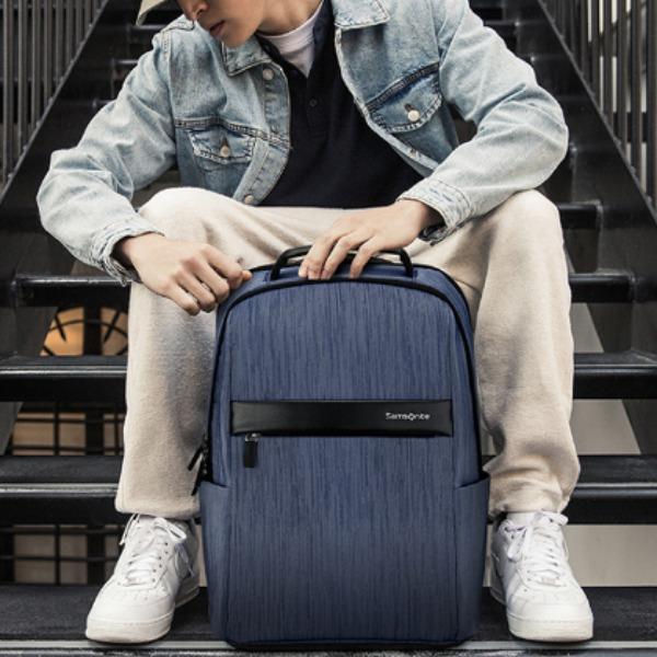 新秀丽双肩包蓝色