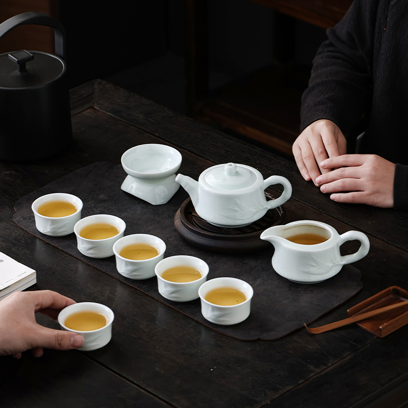 宏裕节节高升·10头玉青开片皮盒套装JHY-CJ-153