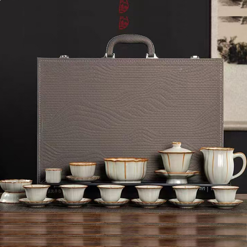 鹏翼22头亚黄汝瓷茶具
