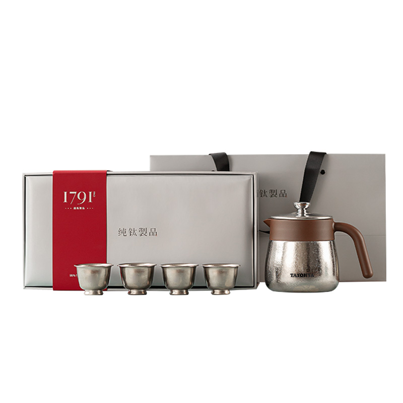 多样屋钛雅集600ml茶具组-钛本色