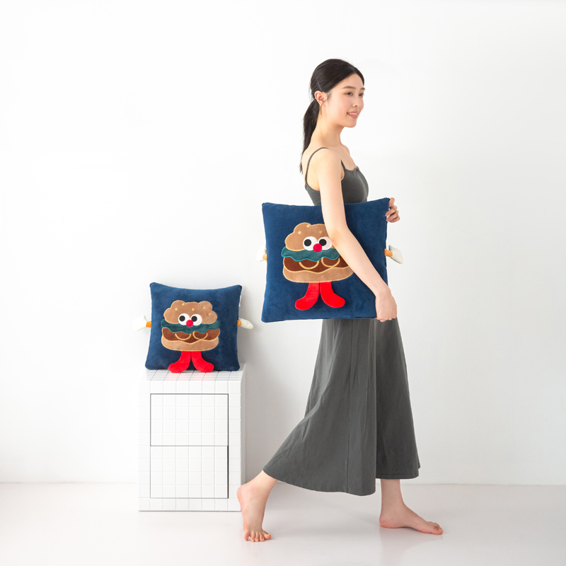 億瞬間牛奶絨貼布繡抱枕被