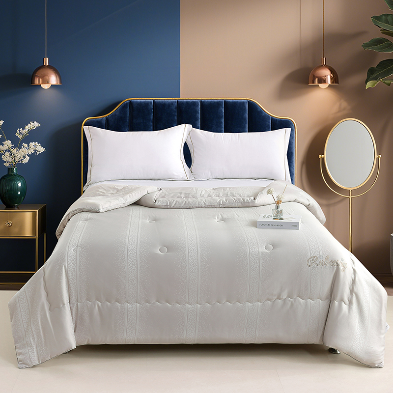 洁丽雅奢享暖冬恒温被JLY-D7082