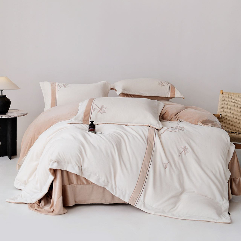 潔麗雅超柔立暖蠶絲絨四件套JLY-T719