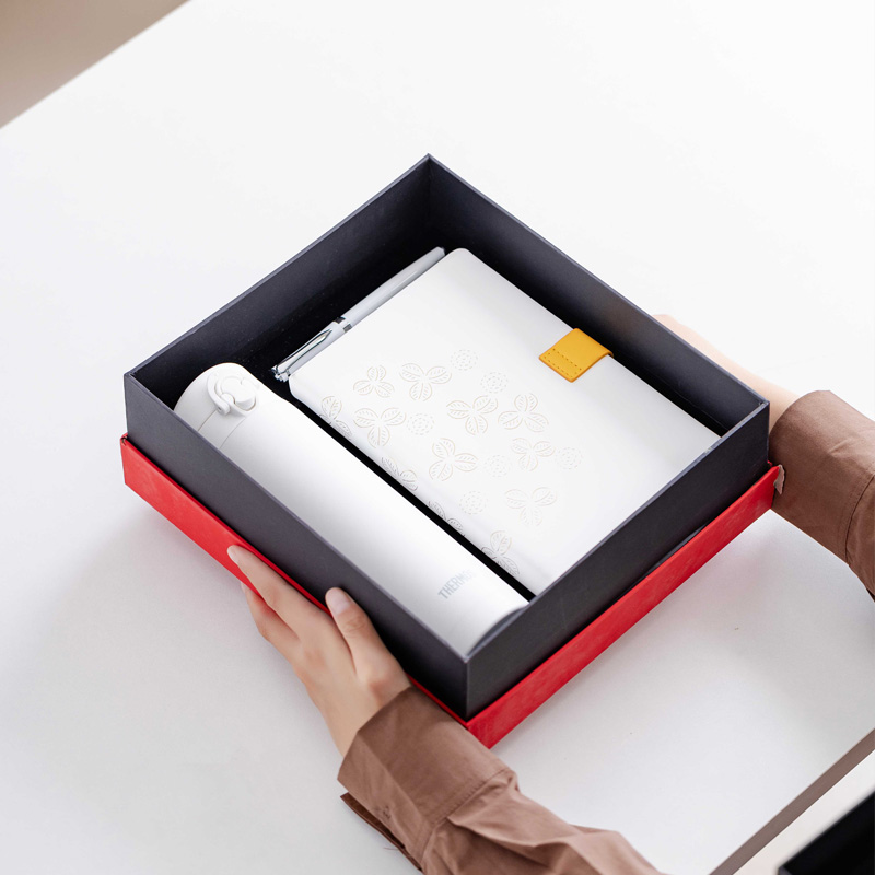 膳魔師+筆記本+筆JNFBBGF13