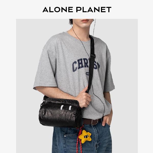 一个人的星球O1+圆筒斜挎包