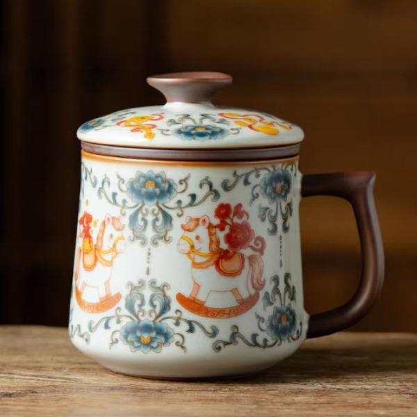 鵬翼開門紅馬上有錢、金桂獻(xiàn)鯉黃汝窯辦公杯配收藏證書