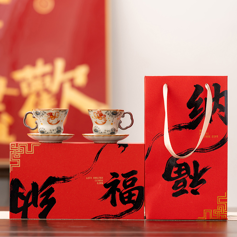 鵬翼馬年開門紅納福馬上有錢對杯對碟