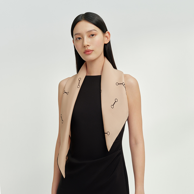 锁心弦-双面印花中方巾75x75万事利2026春夏专柜新品