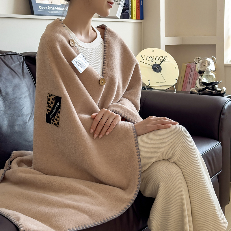 花花公子-家居家紡-歐式輕奢羊棉絨多功能披肩蓋毯