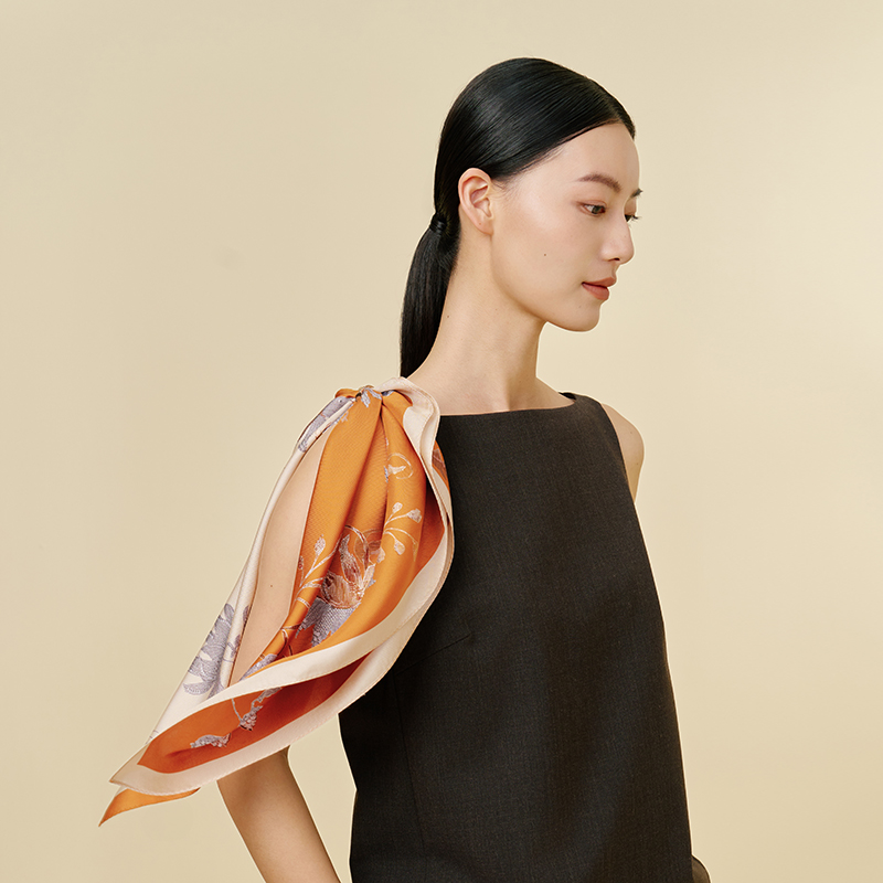 步步生花-双面印花中方巾万事利2026春夏专柜新品