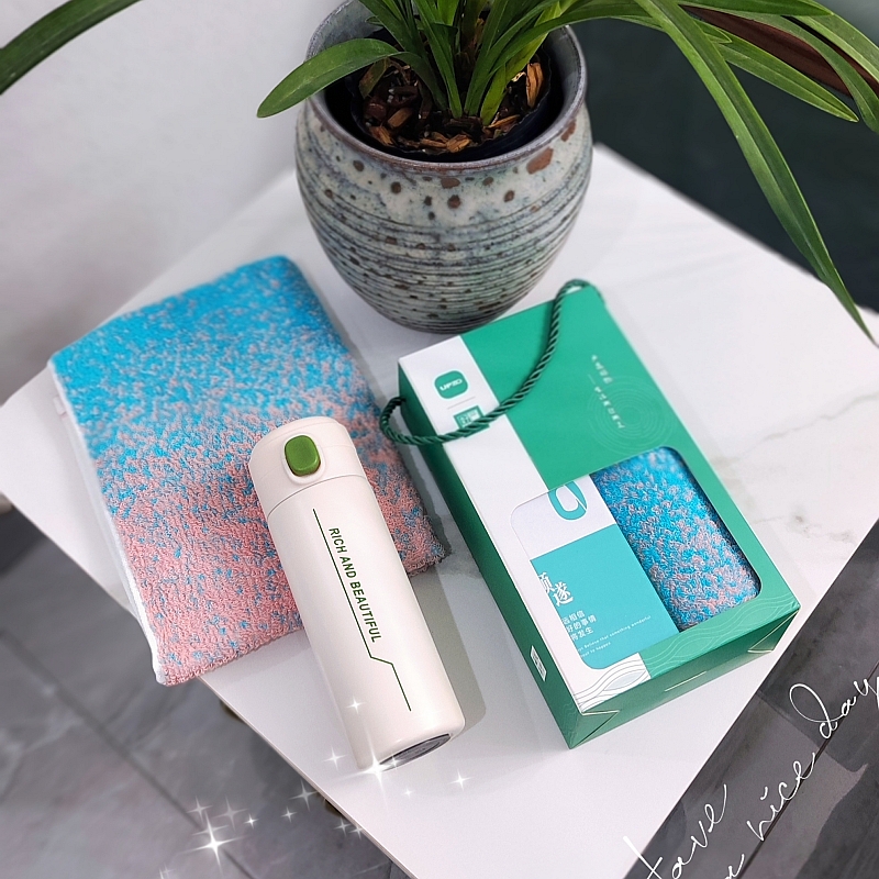 炫彩保溫杯毛巾禮盒A30B11