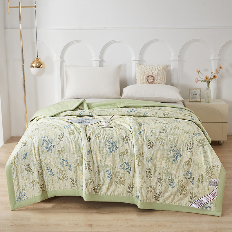 彼加曼BGM-B2605色织仿棉轻氧羽丝被