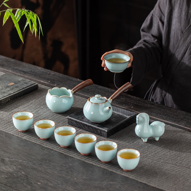 汝瓷茶具10件套（側(cè)把壺+馬）