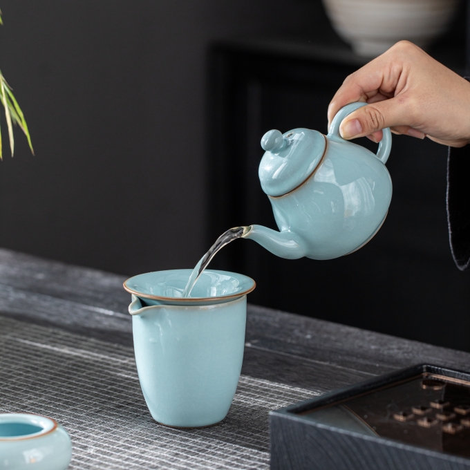 汝瓷茶具11件套（茶壺）