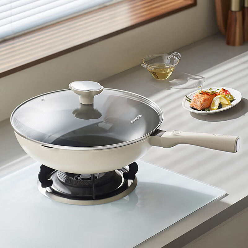 九阳0氟钛不粘炒锅CF32-C538(LB)