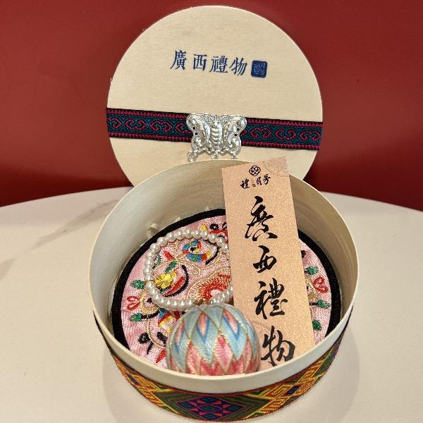 手鞠绣球挂件礼盒
