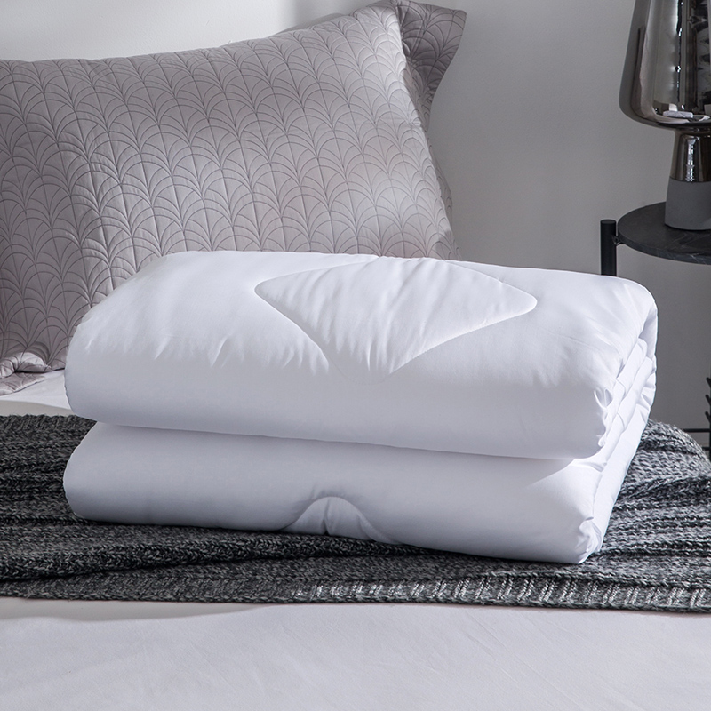 罗莱七孔云柔四季被1000g/200*230