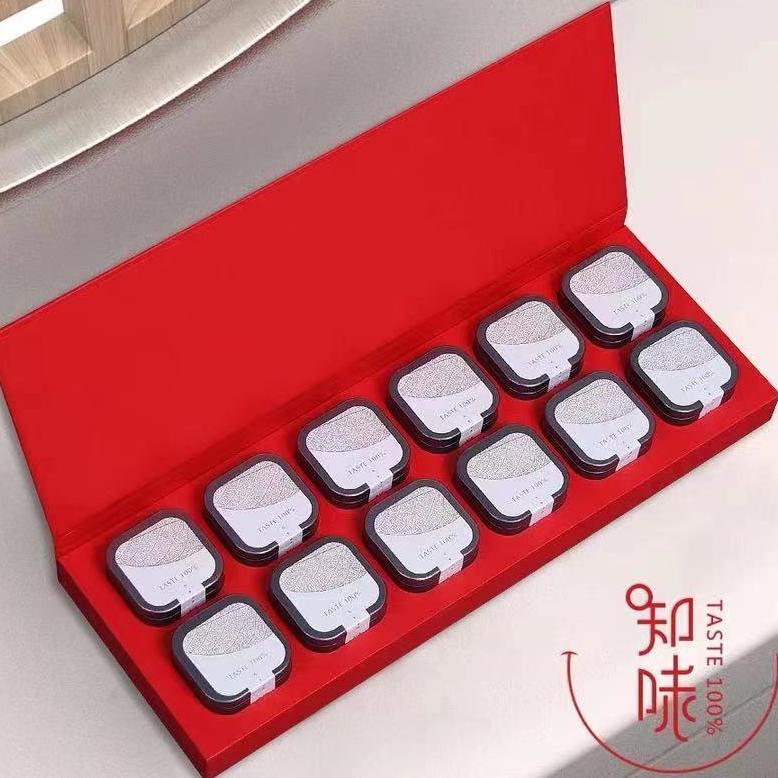 2021年桐木关特制金骏眉红茶精美小罐茶